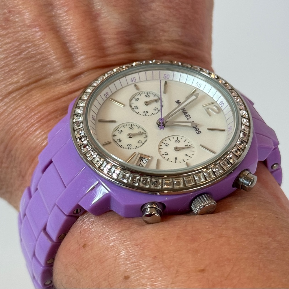 Michael Kors Chronograph Watch Purple Pave Crystal MK-5220 Needs Battery - Picture 3 of 11